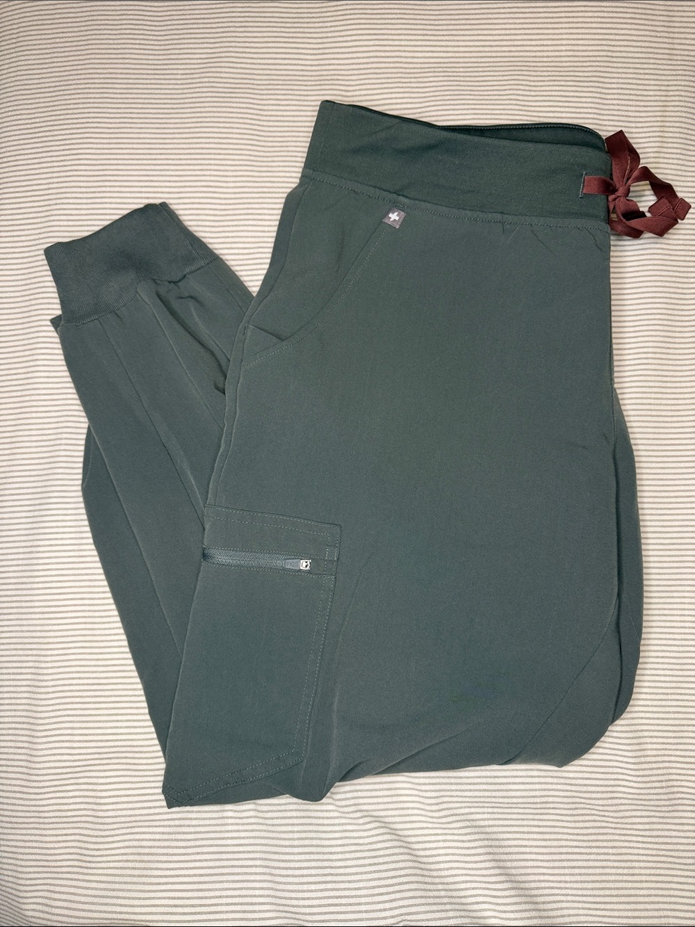 Figs Zamora Jogger Scrubs - Dark Green